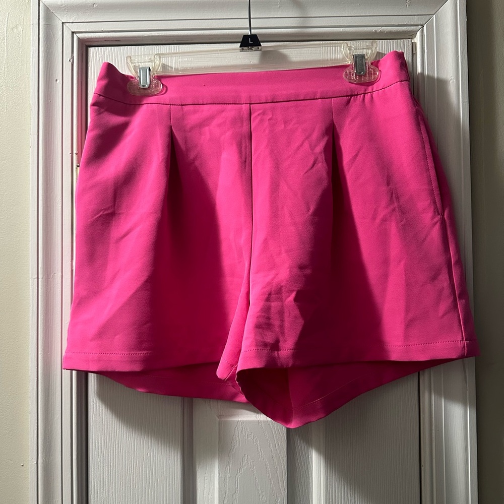 Sincerely Jules hot pink large shorts
